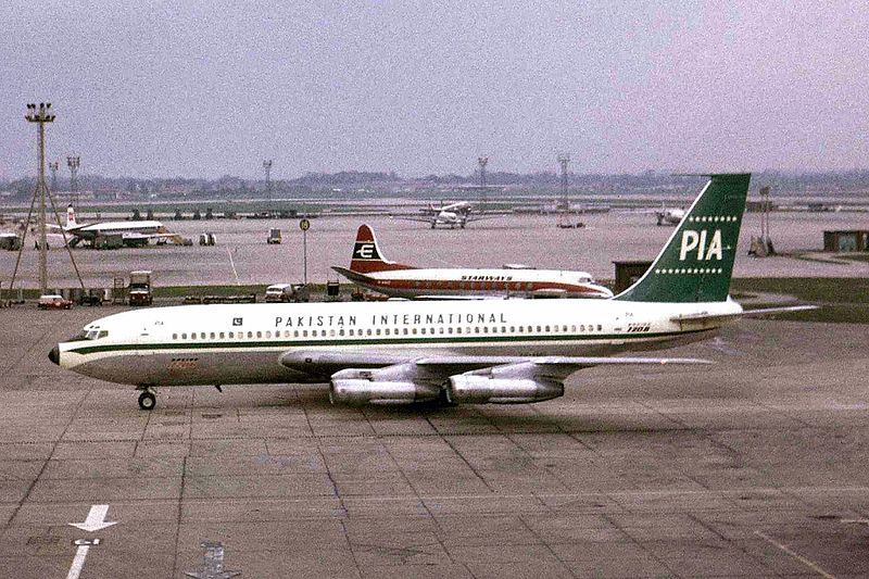 Pakistan hijack story pia 544 flight ,indian Flag on Pakistan Airport