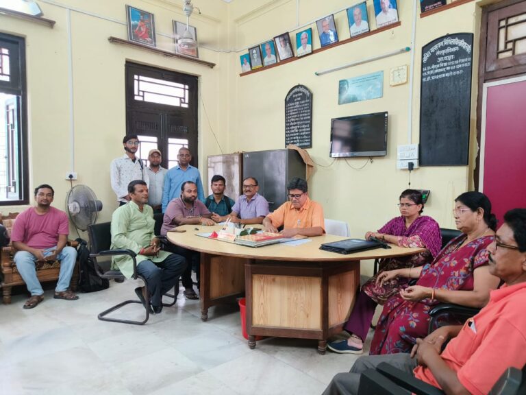 डॉ घनश्याम की अध्यक्षता में आयोजित बैठक में सेमिनार की अंतिम रूपरेखा तय, डॉ विनय कुमार मिश्र होंगे मुख्य अतिथि