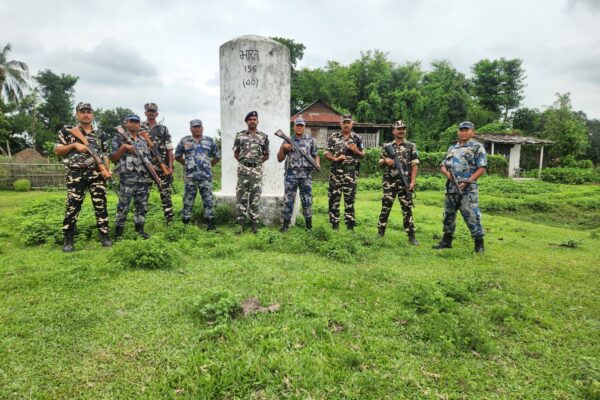 भारत-नेपाल सीमा पर एसएसबी और एपीएफ नेपाल का संयुक्त गश्ती अभियान, तस्करी और अवैध गतिविधियों पर सख्त नजर